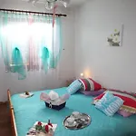 아파트 Adelita 포레치
